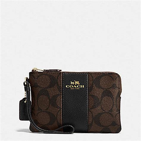 cartera compacta coach f58035 corner zip wristlet|COACH® Outlet .